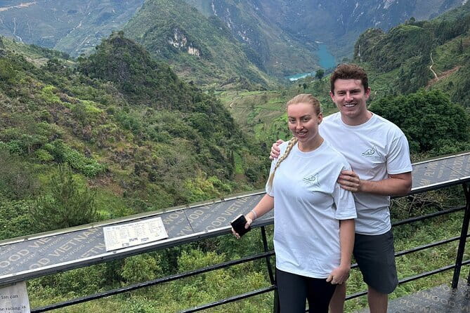 1 Day Ha Giang Loop Tour by Motorbike with Easy Rider - Loopers - Quan Ba Heaven Gate at 1,500 meters