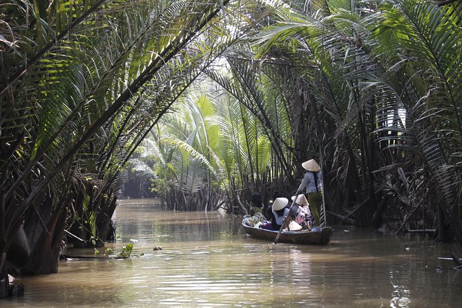 1-Day Mekong Delta Cai Rang Floating Market-Ancient House-Pancake - Cooking Vietnamese pancakes and eating lunch