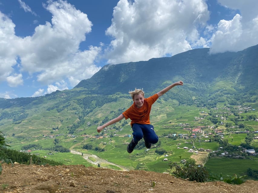1-Day Sapa Long Trek - Rice Field Terrace, Ethnic Culture - Hmong clothing, indigo, and village craft