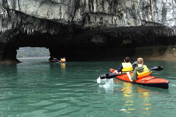 1 Day Tour to Halong Bay Cruise from 3 - 5 star Cruise & Transfer - Sung Sot Cave and Halong Bay’s stone towers