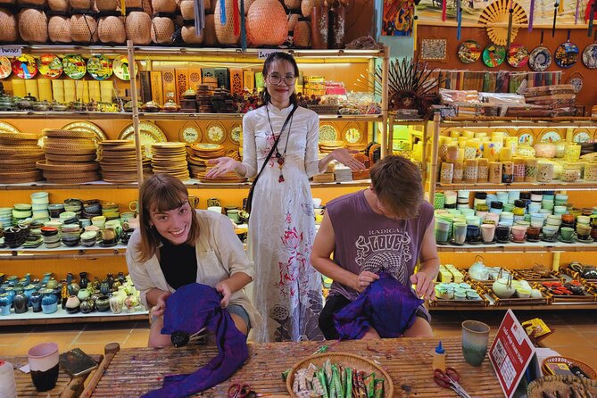 1-Hour Lantern Making Class in Hoi An - Choosing the right course and design