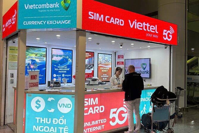 10 Days Unlimited 4G/5G Data Vietnam eSIM and Physical Card - Why the staff matter at the airport
