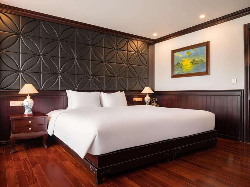 2-Day: Halong Lan Ha Bay 5 Stars Cruises w/Balcony & Bathtub - Key points to know before booking