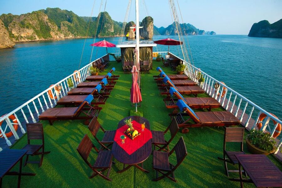 2-Day Royal Palace Ha Long Bay & Ti Top Island Cruise - Key points to know before booking