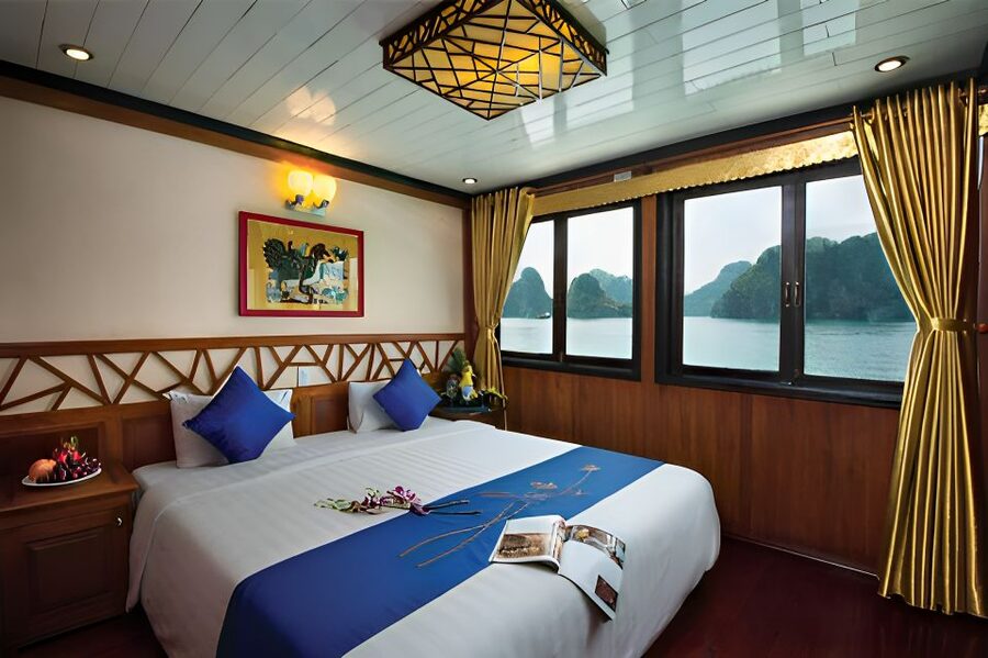 2-Day Royal Palace Ha Long Bay & Ti Top Island Cruise - From Hanoi’s Old Quarter to Tuan Chau Port