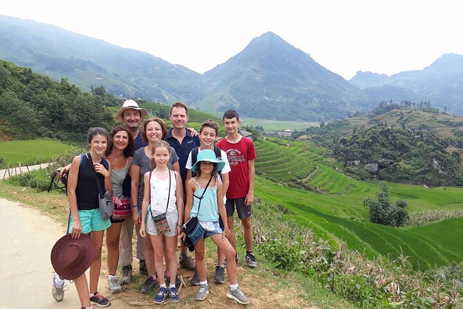 2 days authentic trekking tour in Sapa ( Homestay - Less touristy ) - Day two: Ngũ Chỉ Sơn and the road to Suối Thầu