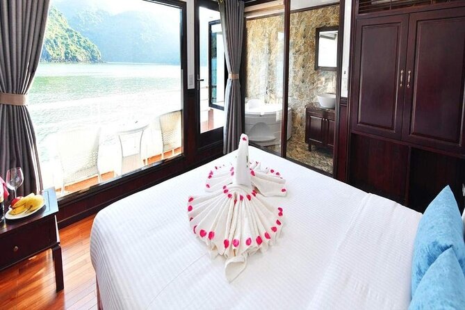 2 Days Halong Bay - Halong Sapphire Cruise - Evening activities, happy hour, and squid fishing