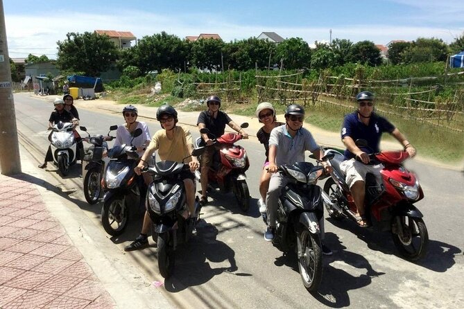 3 Hours Hoi An Countryside Motorbike Tour - One Hour at Tra Que Vegetable Village