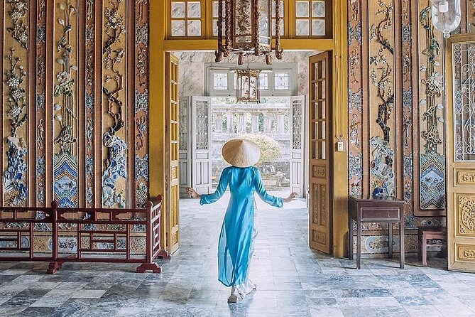3-Hours Hue Imperial Walking Tour with Guide with Lunch/ Dinner - The Forbidden Purple City