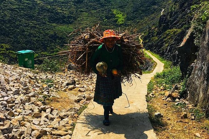 3D2N PRIVATE CAR TOUR + ENGLISH SPEAKING DRIVER (Private rooms) - Why this Ha Giang route works well by private car