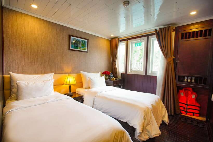 4-star Halong Paloma Cruise 2D1N Trip - Who will get the most from Paloma Cruise