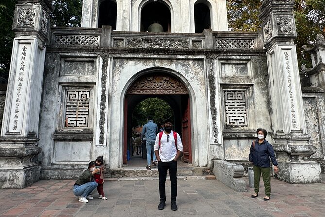 All-in-One Hanoi Walking Tour Through a Train Street - Ma May Ancient House and older Hanoi homes