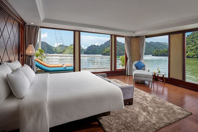 All-inclusive in Lan Ha Bay for 2Days 1 Night with many options - Dark and Light Cave by small boat or paddle
