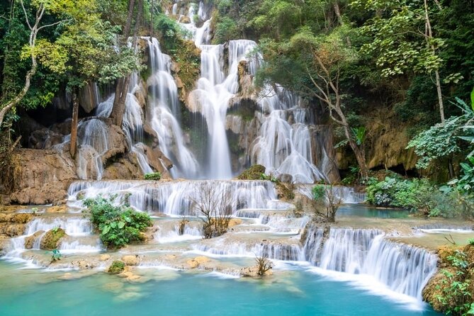 Ban Gioc Waterfall | 2 or 3 days | Nature lovers | New & Updated - Ba Be Lake by boat on the final morning