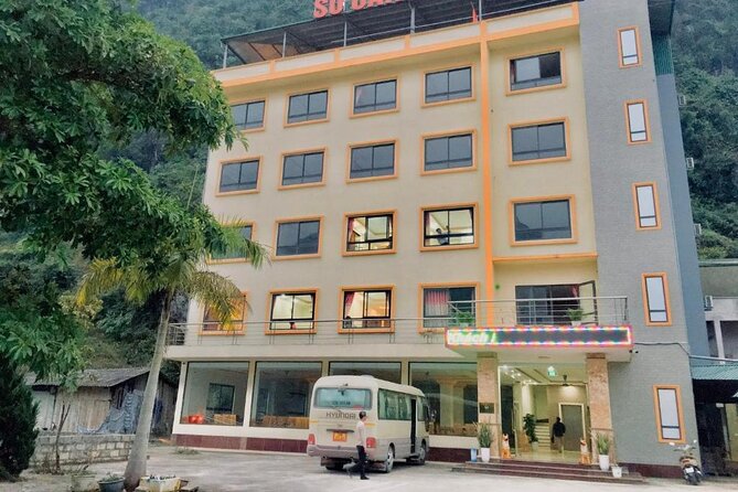 Ban Gioc Waterfall 3 Days 2 Nights From Hanoi - What the $329 price covers