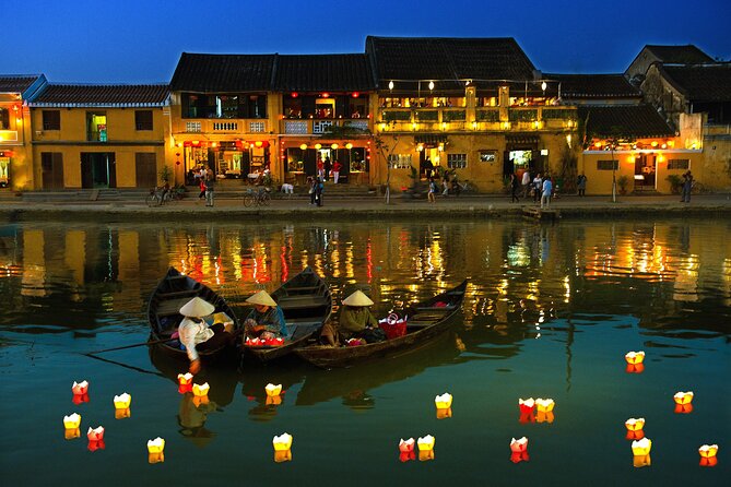 Basket Boat Tour, Hoi An city, boat trip and lantern release - The Hoai River lantern ride after dark