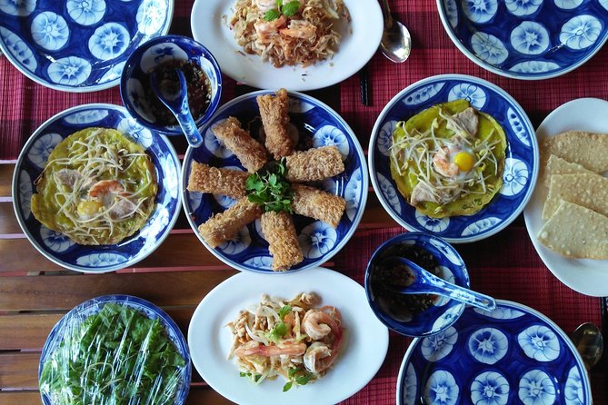 Basket Boat Tour, Hoi An city, boat trip and lantern release - Is $39 good value?