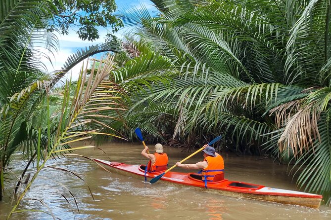 Ben Tre Mekong Zig Zag: Scooter, Sailboat, and Food (Full day) - A 40-minute sail through quiet Mekong channels