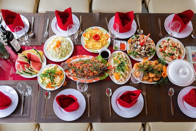 Best Value Ha Long bay 1 day - Lunch, kayak, swimming, transfer - Walking through Sung Sot Cave