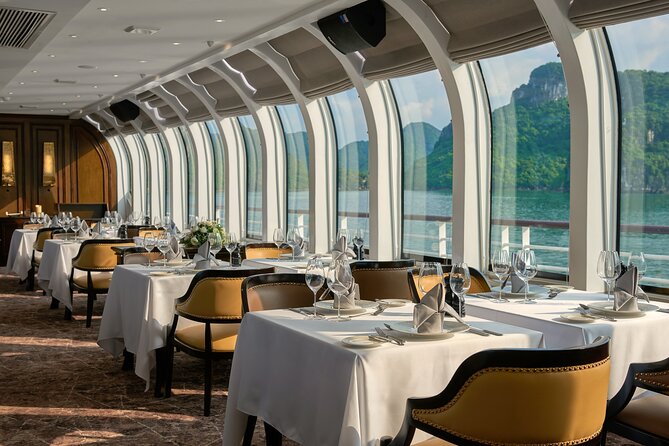 Buffet on Paradise Delight Dining Cruise Halong Bay Tour - Service from Blue, Trang, Nyi, and the wider crew