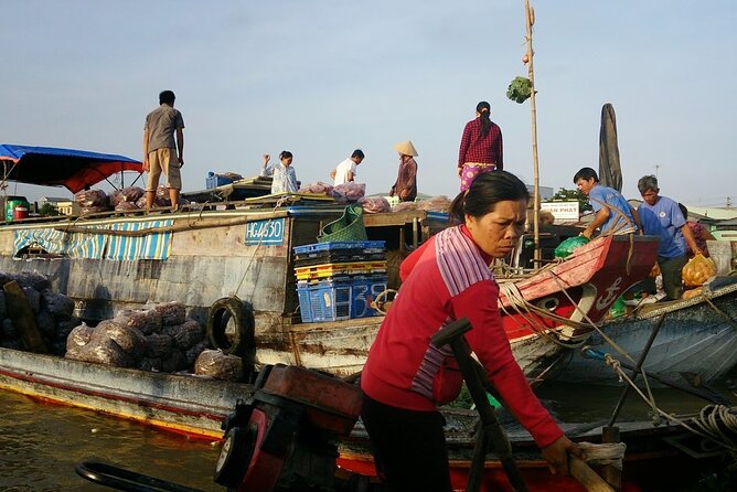 Cai Rang Floating Market - My Tho & Ben Tre - VIP Private Tour - Cai Rang Floating Market by motorboat