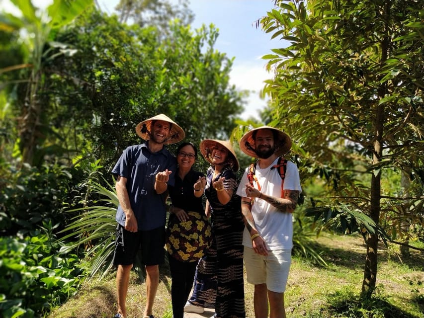 Can Tho: Mekong Delta and Cai Rang Floating Market Tour - Group size, guides, and the feel of the morning