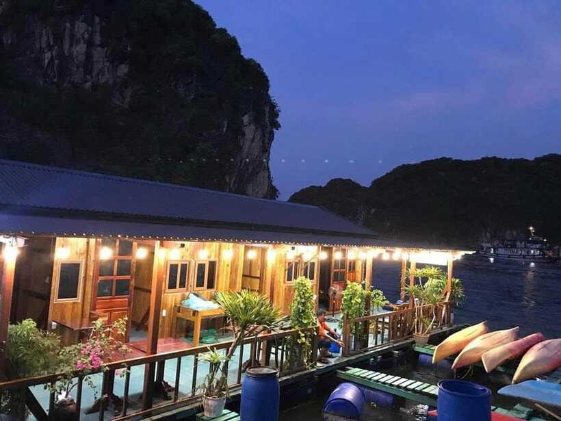CAT BA :2D1N Lan Ha bay-Ha Long bay with Plankton Excursion - Dinner and the glowing water after dark