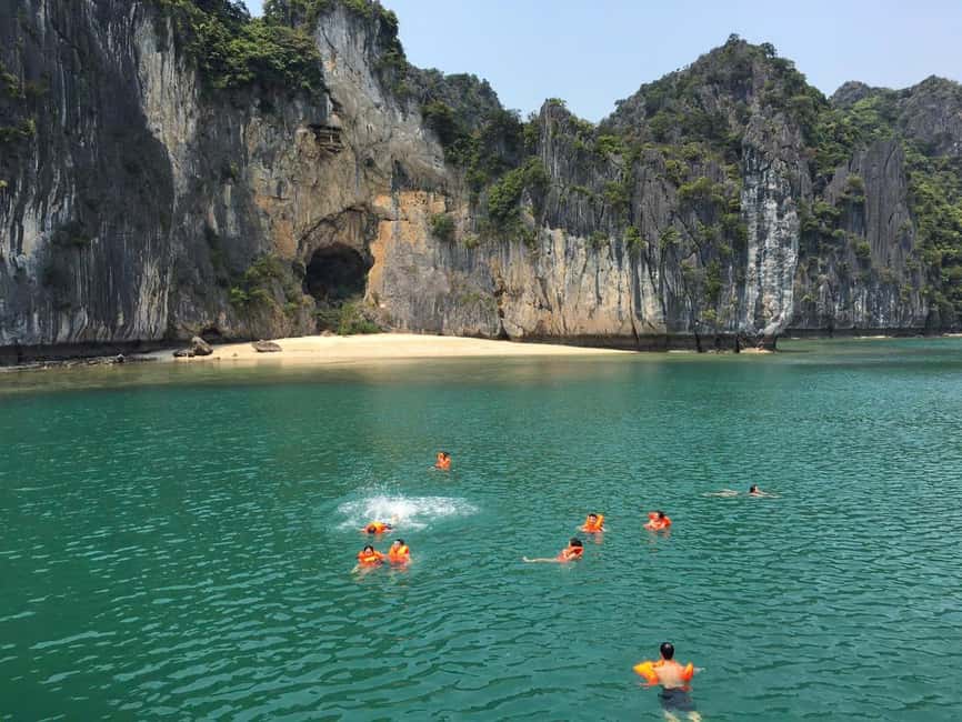 Cat Ba/Ha Noi: Lan Ha and Monkey Island Full Day Boat Trip - Sunset tea and the slow ride back