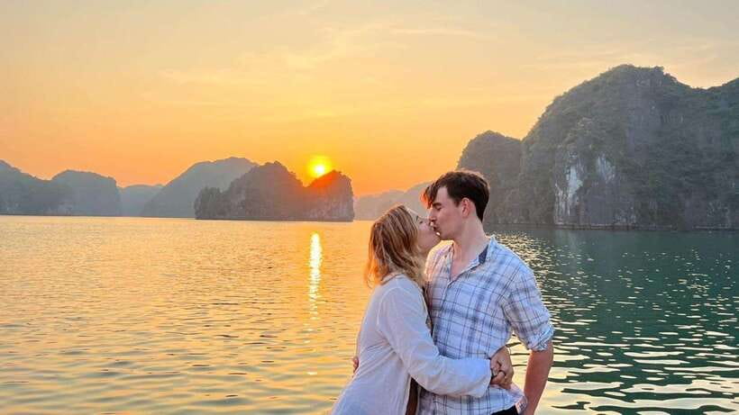 Cat Ba: Sunset on Lan Ha Bay with Sunset Party - From Cat Ba town to Beo Harbor