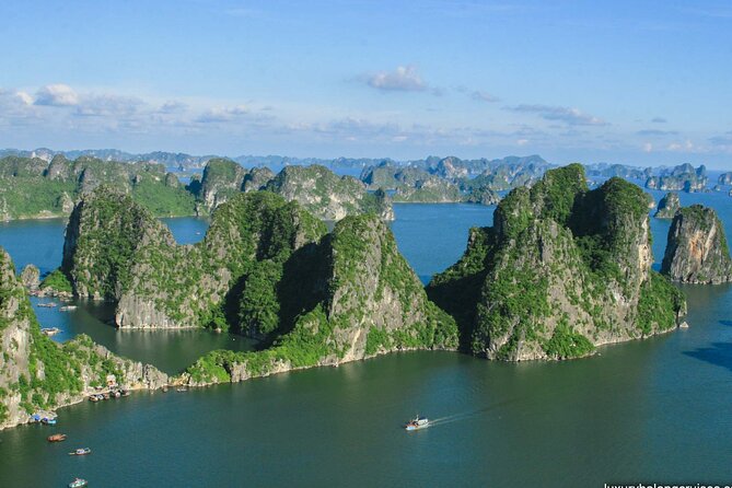 Catherine Cruise 2 Days/1 Night with 6 Star Cruise - Boarding a 6-Star-Style Ship