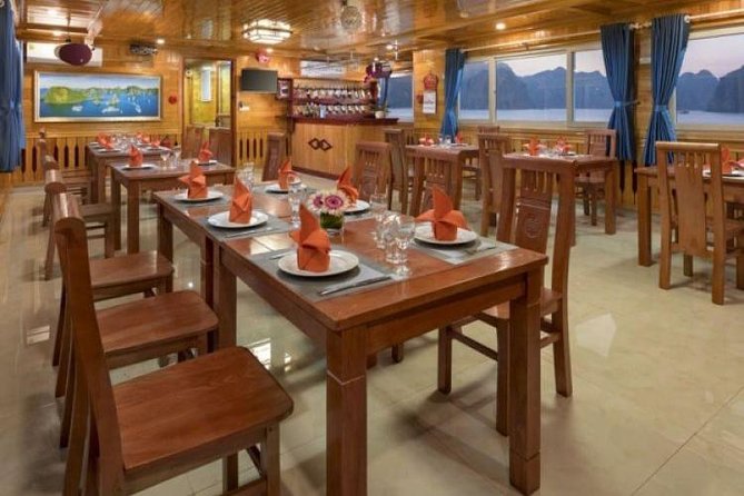 Catherine Cruise 2 Days/1 Night with 6 Star Cruise - Meals, Beds, and Service on Board