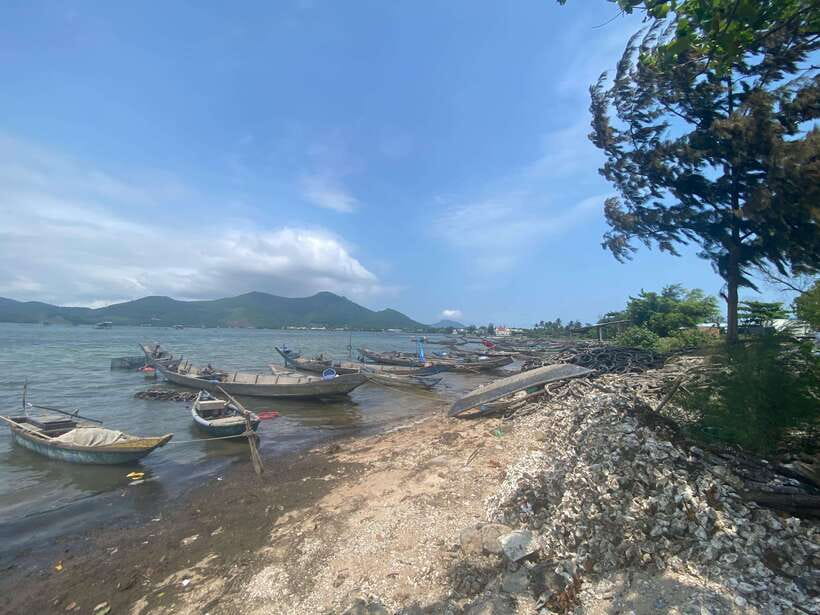 Chan May Port : to Golden Bridge/Imperial City/Hoi An Town - Option Two: Khai Dinh Tomb and royal Hue