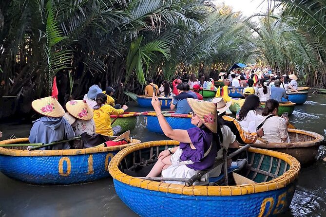 Coconut Basket Boat Ride by Hangcoconut - Music, boat spinning, and the lively side of the ride