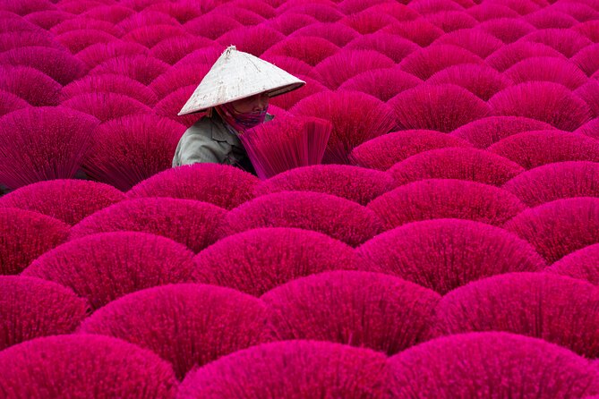 Colors of Incense village Quang Phu Cau - Who Will Enjoy This Morning Most