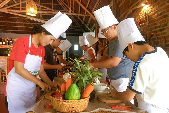 Cooking Class Hoi An:Local Market, Basket Boat, Fishing & Cooking - Arriving at the family cooking kitchen