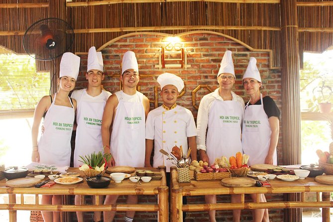 Cooking Class Hoi An:Local Market, Basket Boat, Fishing & Cooking - What the $28.90 price really includes