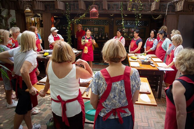 Cooking class with market visit - Moving from market basket to kitchen table