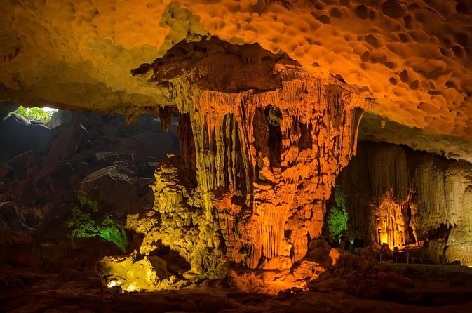 Cozy Bay Halong 5-Star Day Cruise, Buffet, Cave, Kayak, Swimming - Why this day cruise works for a short Hanoi stay