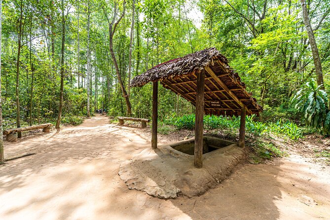 Cu Chi Tunnels and Mekong Delta 1 Day Tour from Ho Chi Minh City - Lunch and the road toward the Mekong