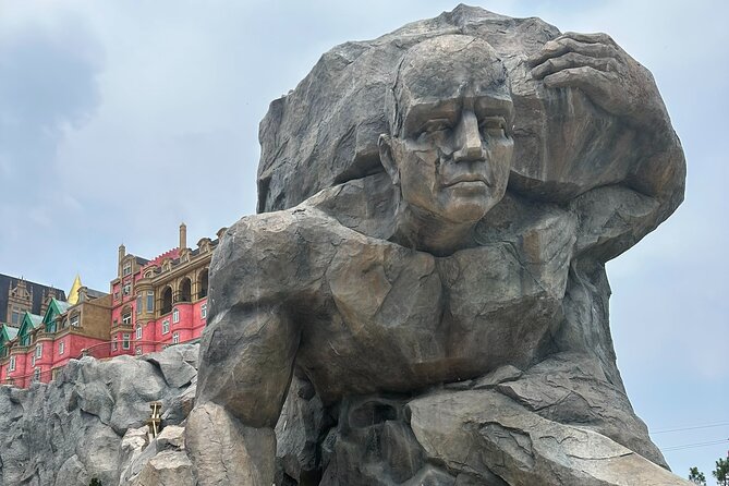 DA NANG Ba Na Hills, Golden Bridge & Cable Cars PRIVATE TOUR - Golden Bridge, flower gardens, and the wine cellar