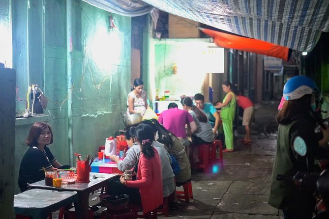 Da Nang Evening Food Tour - Barbecue, seafood, and a full evening meal