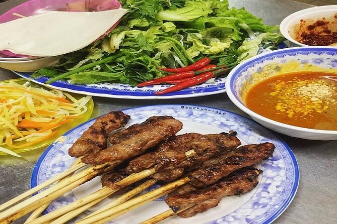 Da Nang Food Tour Motorbike & Sightseeing By Ao Dai Lady Rider - The food: small stops, local flavors, and flexible menus