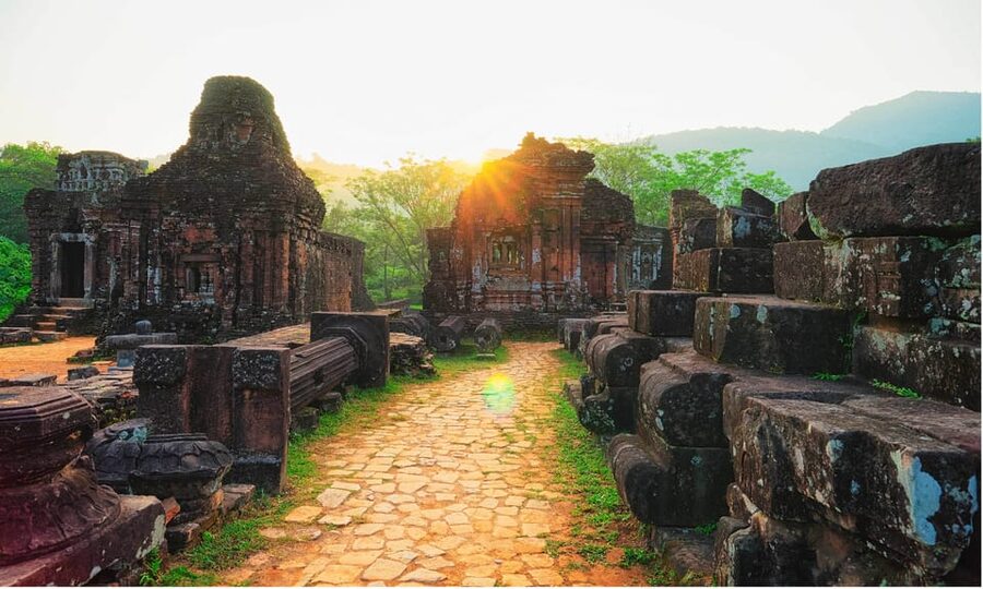 Da Nang: Full-Day My Son Sanctuary Tour - Three hours among the temple groups