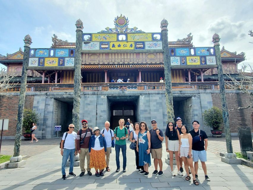 Da Nang/Hoi An: Hue Imperial City via Hai Van Pass & Lunch - Entering the Hue Imperial Citadel