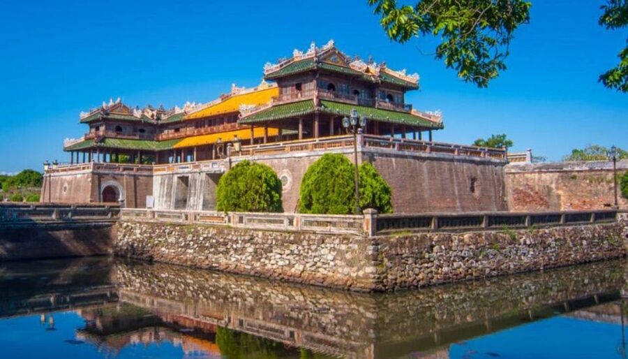 Da Nang: Imperial City of Hue Day Trip with Lunch and Ticket - The morning drive through the Hai Van Tunnel