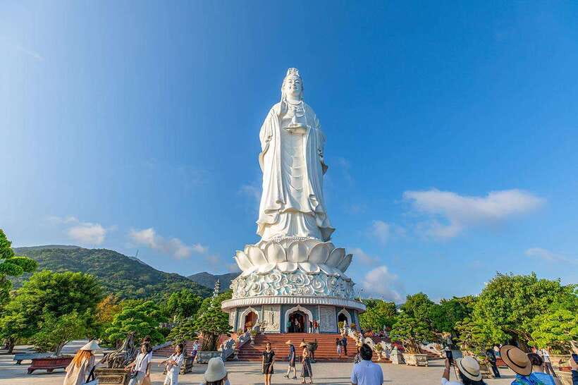 Da Nang: Marble Mountains And Son Tra Peninsula Exploration - Non Nuoc shows the work behind Vietnam’s marble souvenirs