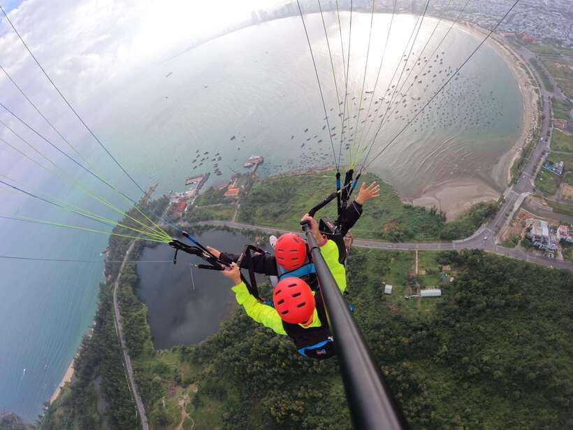 Da Nang Private paragliding experience on Monkey Mountain - Why paragliding gives you Da Nang’s best wide view