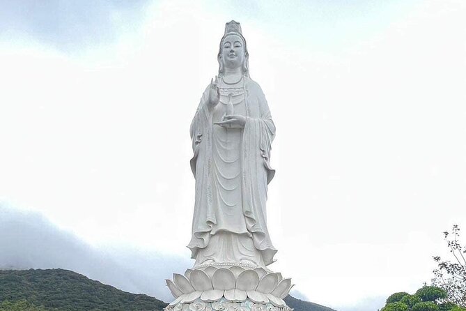Da Nang to Ba Na Hills & Golden Bridge by private car - What the $12 price really covers