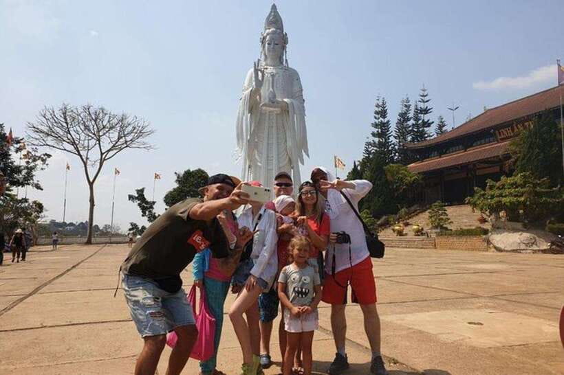 Dalat: 3 Waterfalls Day Tour — Datanla, Pongour & Elephant - Me Linh Coffee Garden explains Dalat’s coffee culture