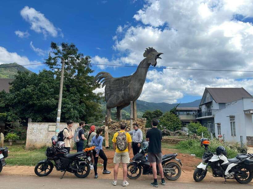 Dalat: MOTORBIKE TOUR TO PONGOUR FALLS- SILK- COFFEE FARM - Chicken Village and the 4.5-Meter Sculpture